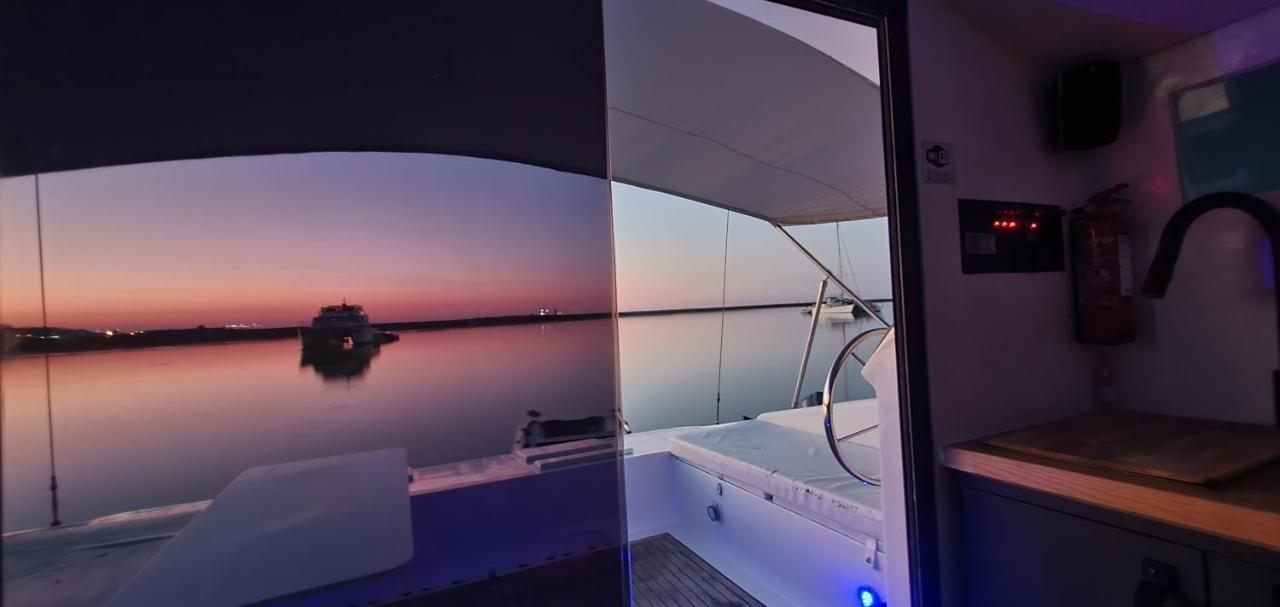 Barco Casa Catamarã SleepandBoat Hotel FAO Exterior foto
